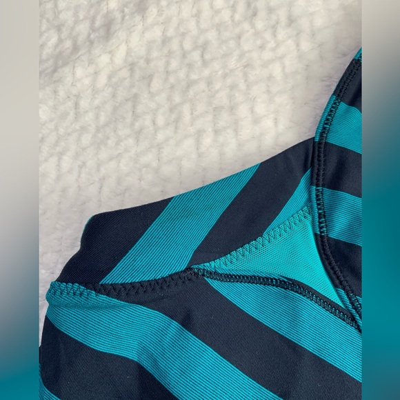 Lululemon 2 in Run Tank Top - Picture 12 of 12